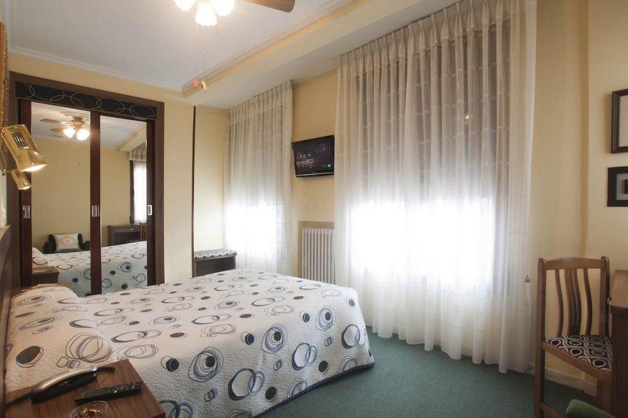 Hotel Castilla Gijón Kültér fotó
