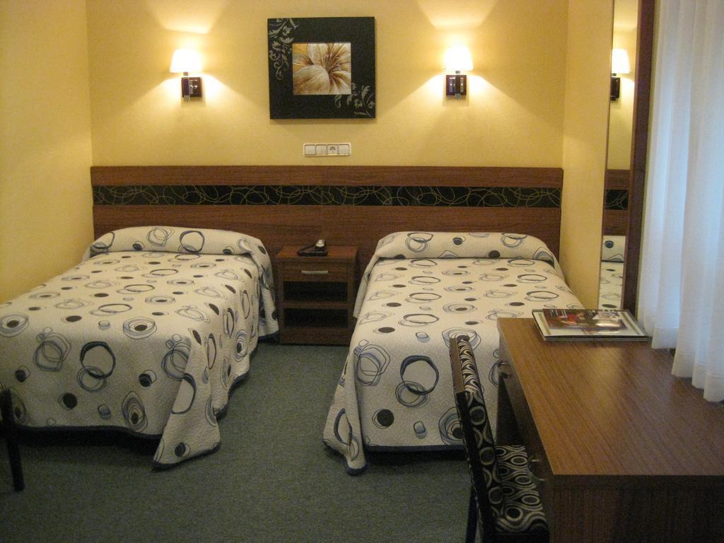 Hotel Castilla Gijón Kültér fotó
