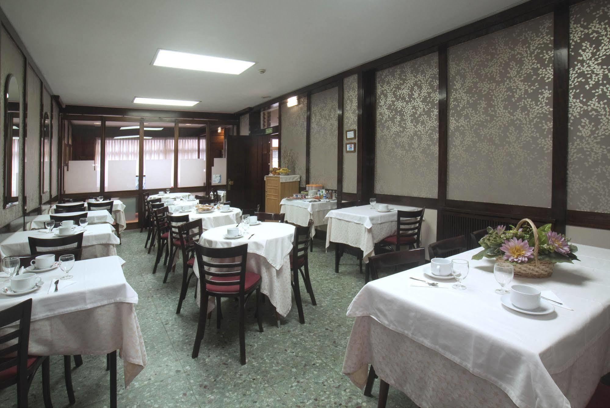 Hotel Castilla Gijón Kültér fotó
